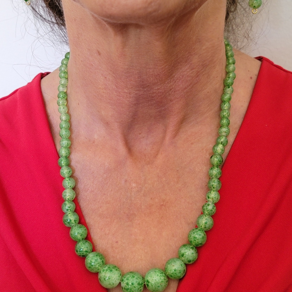 Vibrant Green Beaded Necklace